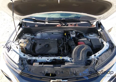 2021 Chevrolet Trailblazer Awd Rs z USA, uszkodzony, nr VIN KL79MUSL2MB127236